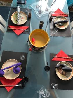 Fondue für OldyPaare und Frauen heute oder morgen in Reinach - Bild 1