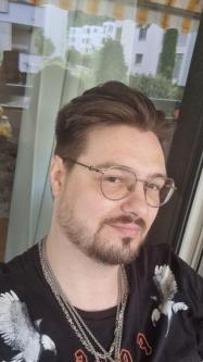 Frau für tabulosen sex gesucht in Zürich - Bild 1