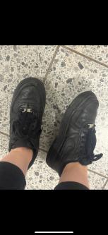 Für echte Liebhaber stark getragener Schuhe in Aarau - Bild 1