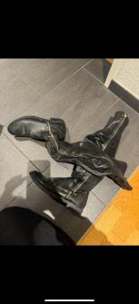 Für echte Liebhaber stark getragener Schuhe in Aarau - Bild 5
