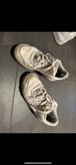 Für echte Liebhaber stark getragener Schuhe in Aarau - Bild 6
