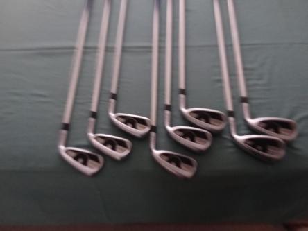 GOLF PING G 400 Eisen Rechthand 8 Stück,4er-9er,W 18gr,S 11gr in Basel - Bild 2