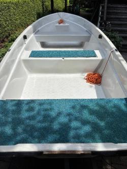 Gepflegtes Boot in Glarus - Bild 3