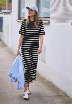 Gestreiftes Midi-Kleid mit Zierknöpfen in Thun - Bild 1