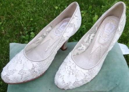 Gesucht, eine Frau die für mich sehr gerne ein paar Pumps Trägt in Thun - Bild 2