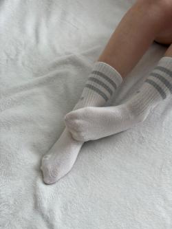 Getragene Socken zu verkaufen in Bern - Bild 7