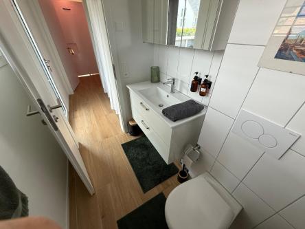 Gloryhole offen – Anonym Schwänze lutschen & leer saugen in Zürich - Bild 4