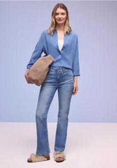 Hemdbluse im Washed-Look in Zürich - Bild 1