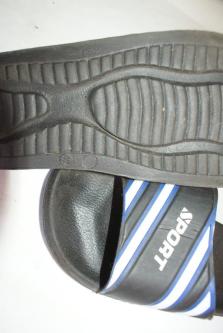 Herren Sandaletten und Wasserschuhe Grösse 42 in Gränichen - Bild 4