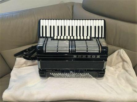 Hohner Morino 5N Akkordeon in Genf - Bild 1