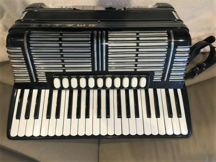 Hohner Morino 5N Akkordeon in Genf - Bild 2