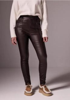 Hose im Leder-Look in Winterthur - Bild 1