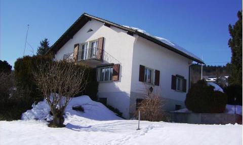 House for Sale in Arzier, Geneve, Ref# 5685131 im Gland - Bild 1
