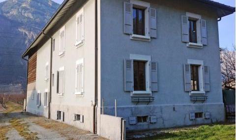 House for Sale in Martigny, Valais, Ref# 5685128 in Martigny-Ville - Bild 1