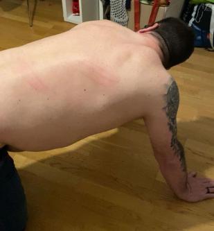 Junge Herrin sucht einen Sklaven der sie vergöttert gegen TG in Dürnten - Bild 1