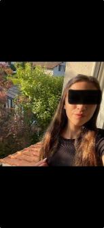 Junge unerfahrene 19 jährige sucht erste nasty Erfahrungen in Zürich - Bild 1
