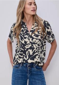 Kurzarm Bluse mit Turn-Up und Print in Aarau - Bild 1