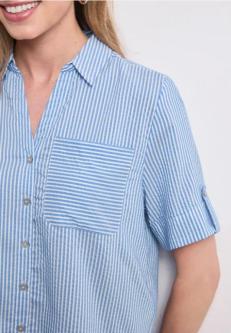 Kurzarm Hemdbluse mit Turn-Up-Details in Zürich - Bild 1