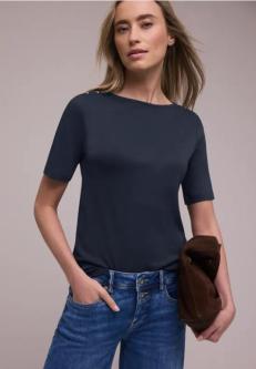 Kurzarm Shirt mit Knopfdetail in St. Gallen - Bild 1