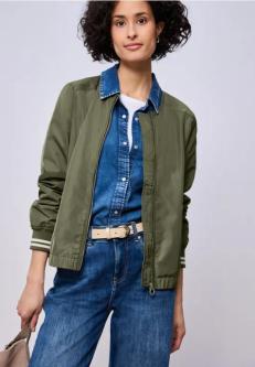 Kurzer Blouson in Bern - Bild 1