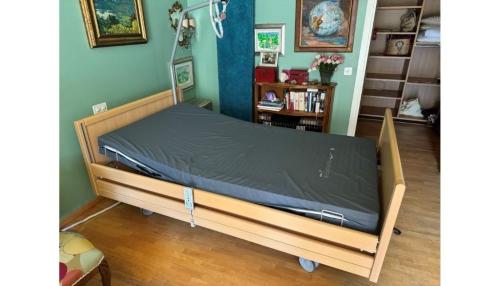 Letto per la cura nuovo di Carisma, modello 300XL in Lugano - Bild 1