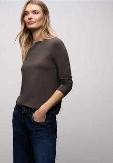 Longstyle Shirt in Winterthur - Bild 1