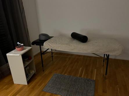 Männermassage mit Stil – sinnlich, sportlich, ganzheitlich in Altdorf - Bild 3