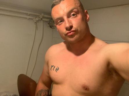 Maskuliner Typ sucht diskrete Männer-Treffen – Preis nach Verei in Reinach - Bild 2