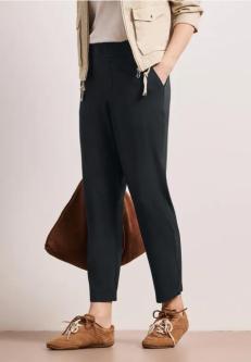 Mid Waist Slim Leg Hose im Loose Fit in Zürich - Bild 1