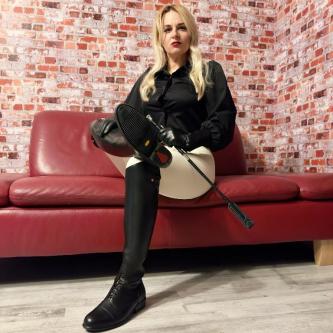 Niveauvolle sadistische Lady sucht devoten Gentleman in Basel - Bild 5