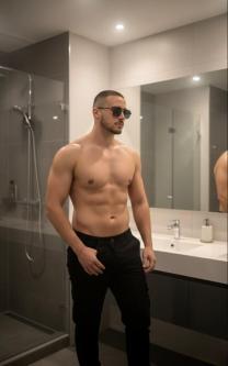 Private Boyfriend Experience – Johnny in Zürich - Bild 2