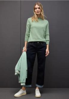 Pullover mit Rollkante in Chur - Bild 1