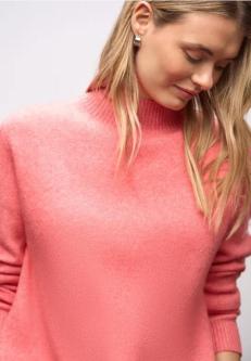 Pullover mit Tape-Details in Willisau - Bild 1