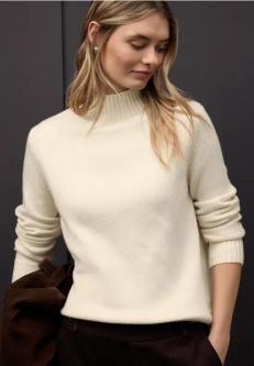 Pullover mit Tape-Details in Fislisbach - Bild 1