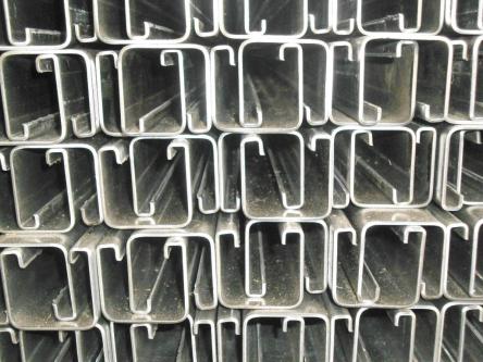 GALVANIZED SINGLE CHANNEL RAIL 4X2 AND 4X4 SMOOTH AND PERFORATED63835222860161122