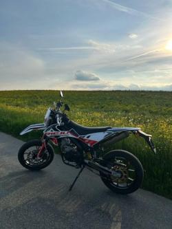 Rieju mrt 125 PRO in Bad Zurzach - Bild 1