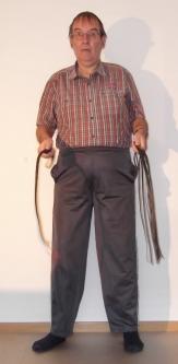 Sado Meister sucht eine Sklavin 18-60 Jahre ganze CH in Biel - Bild 1