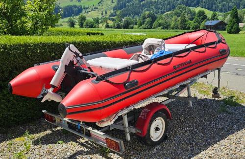 Schlauchboot neuwertig in Zug - Bild 2
