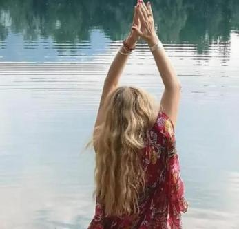 Schöne meditative White Tara Tantra Massage in St. Gallen - Bild 3