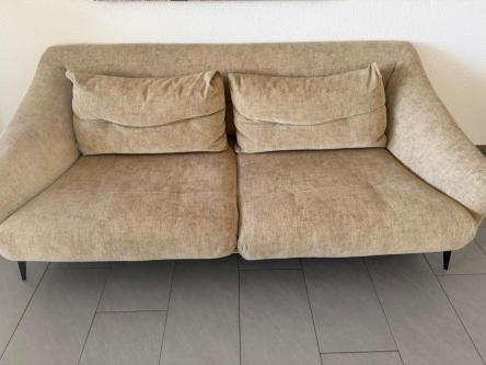 Schönes beiges Sofa zu verkaufen in Horgen in Horgen - Bild 5