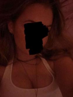 Schwizerin, 18i, wett gärn ebis dezue verdienee in Basel - Bild 1