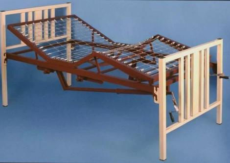 Manual hospital bed for sale with two cranks63835224336771120