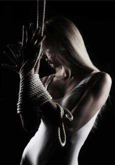 Shibari Fesselkunst Tantra -Massage ,Proffesionell in Luzern - Bild 8