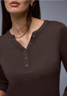 Shirt in Unifarbe in Liestal - Bild 1