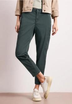 Slim Leg Chino mit Taschen im Cargo-Look in Thun - Bild 1