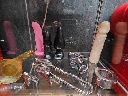 Spielzimmer für BDSM zu vermieten in Basel - Bild 9