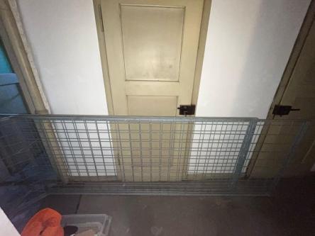 Stahl Gitter in der höhe Kürzen und montieren in Basel - Bild 1