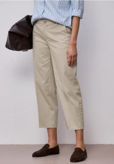 Straight Leg Chino im Casual Fit in St. Gallen - Bild 1
