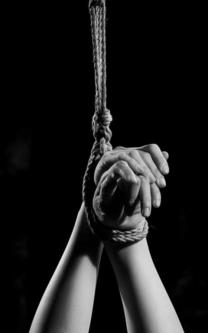 Suche jange schlanke Frau für Soft BDSM für TG in Schwyz - Bild 1
