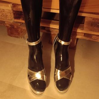 Suche spritzfreudiger für Footjob in Thun - Bild 1